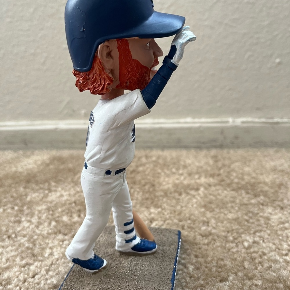 Bobblehead. - Picture 3 of 13